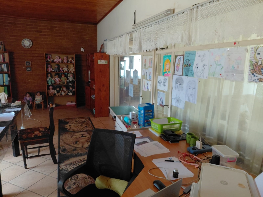 5 Bedroom Property for Sale in Roodekopjes Ah North West